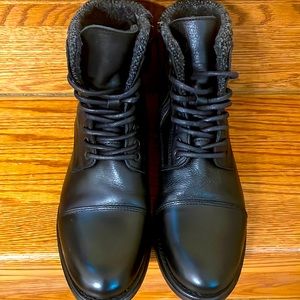 Selling a pair of Men’s Leather Aldo Combat Boots